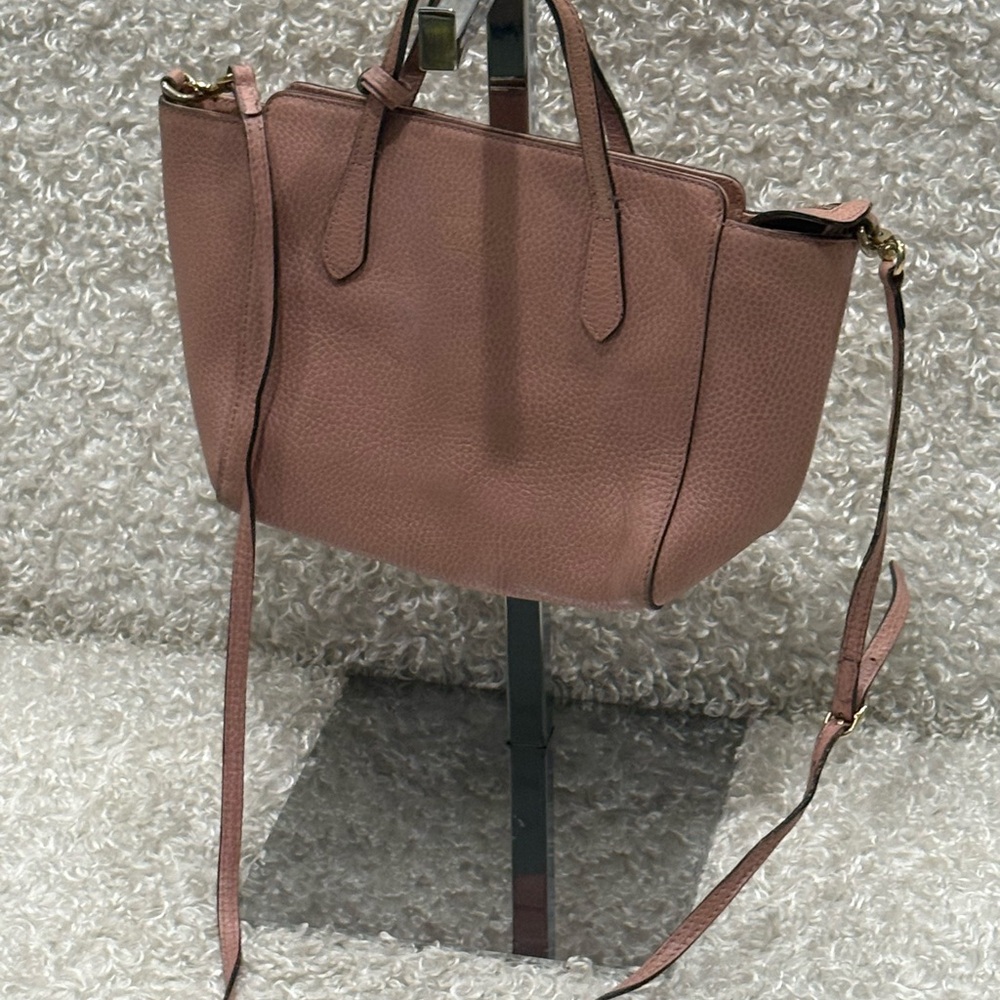Gucci Pink Leather Swing Leather Tote Bag - Picture 2 of 16